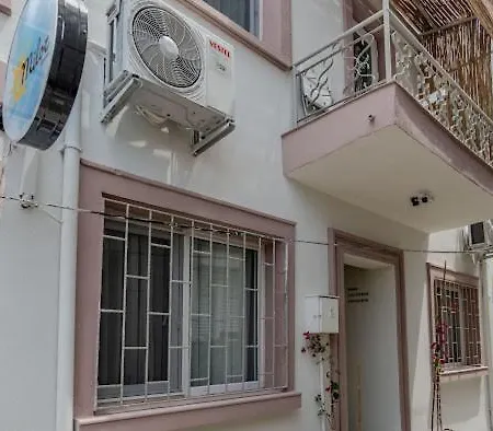 Miloz Ayvalı