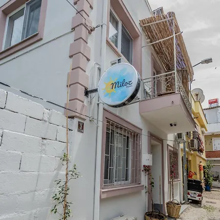 Miloz Hotel